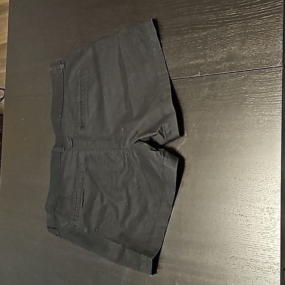 OLD NAVY Everyday Short Mid Rise - Picture 5 of 6